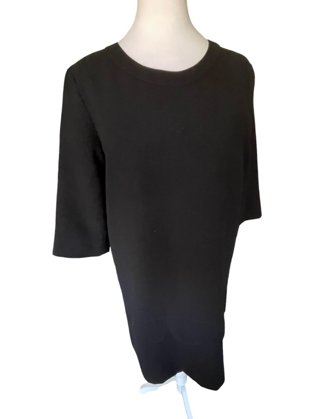 Kate Spade Black Scallop Hem Shift Dress 3/4 Sleeve LBD Minimalist Size 4 - Picture 3 of 13